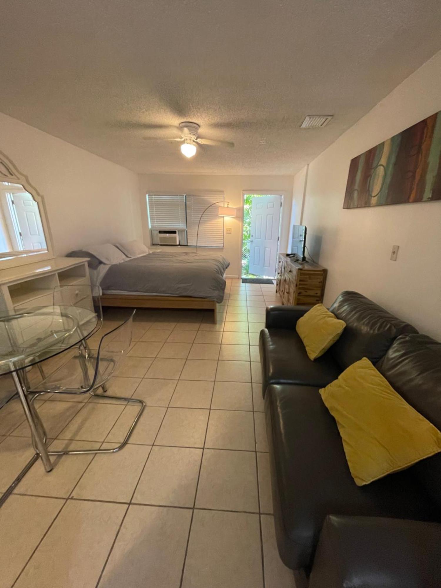Cozy Downtown Apartments On Water Fort Lauderdale Exterior foto