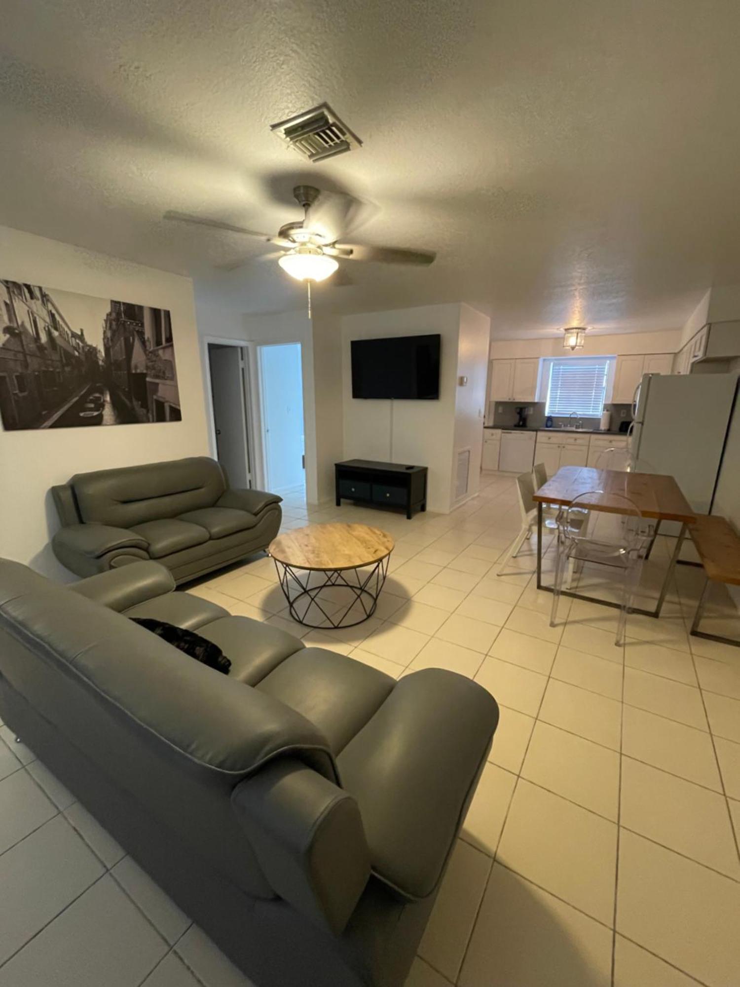 Cozy Downtown Apartments On Water Fort Lauderdale Exterior foto