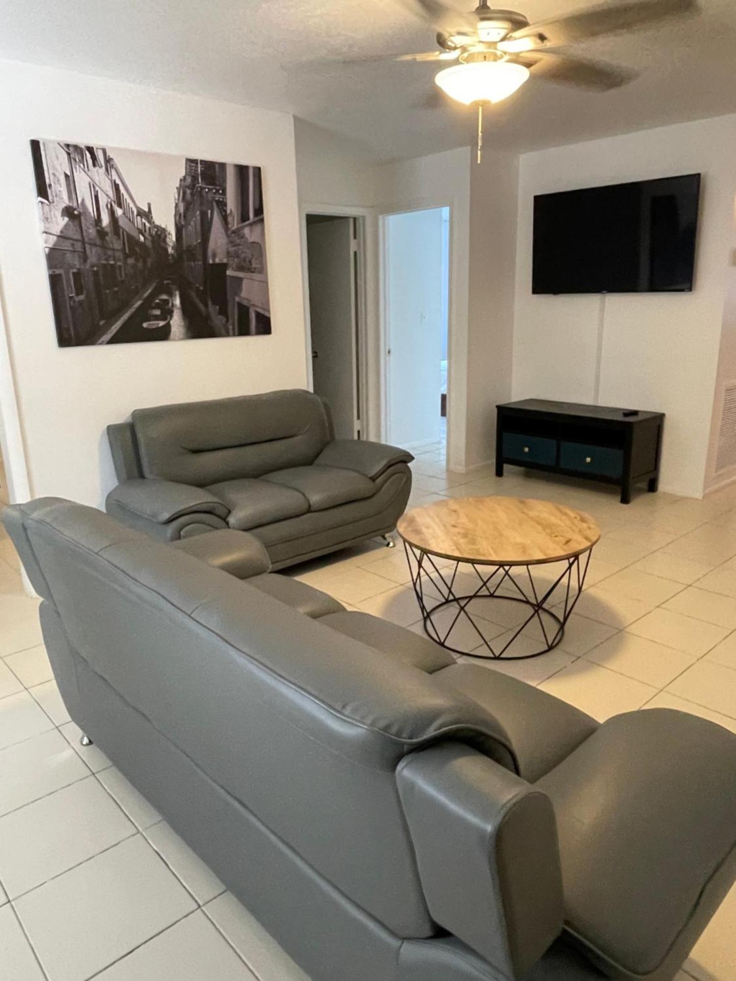 Cozy Downtown Apartments On Water Fort Lauderdale Exterior foto